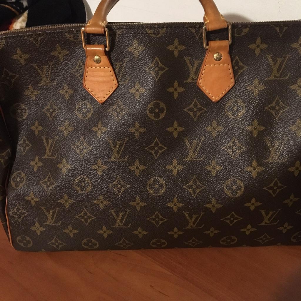 Borsa bauletto Louis Vuitton in 25036 Castelli Calepio for €380.00 for sale