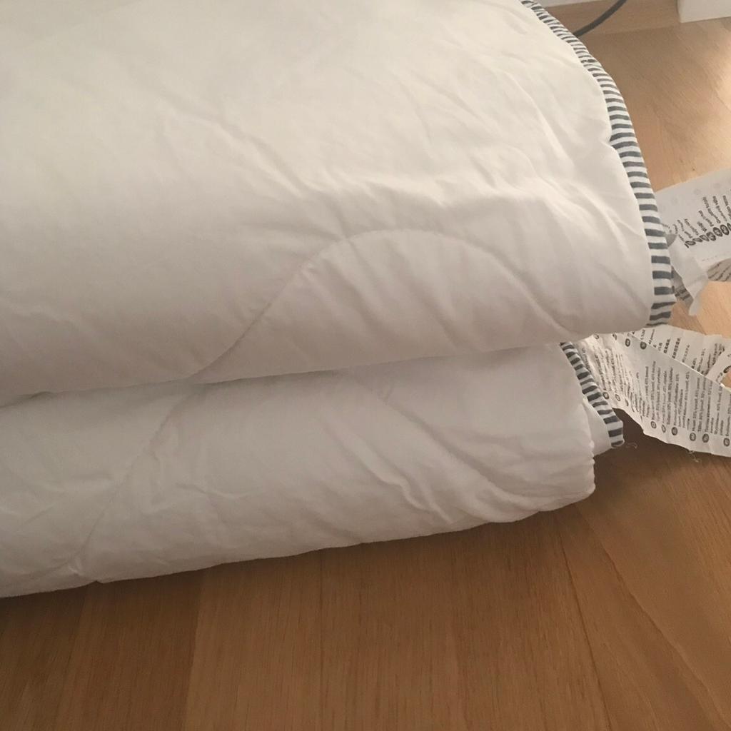 Ikea Bettdecken und Daunen-Kopfkissen in 9020 Klagenfurt für 50,00 € zum Verkauf