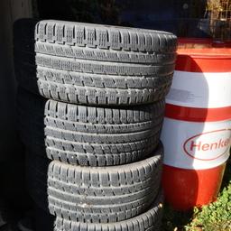 245/40 R18 92V XL
Gebrauchte Winter Reifen zu verkaufen siehe fotos! Macht ein Angebot
