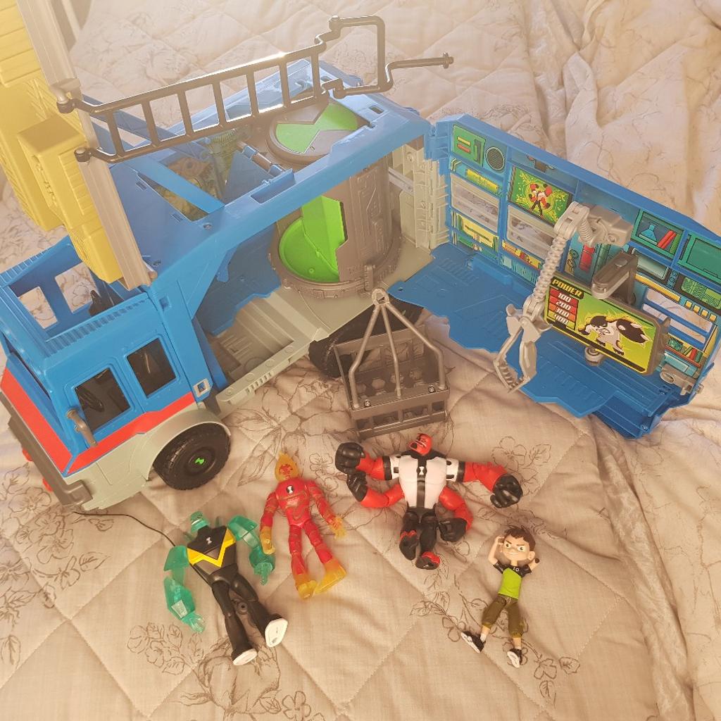 Ben 10 rust bucket truck with figures in WV14 Wolverhampton für 18,00 ...