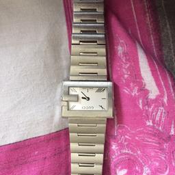 Genuine Gucci watch 
Unisex
Used but in good condition 
Needs new battery