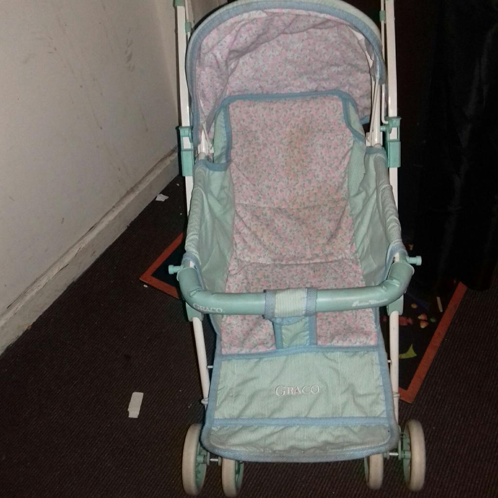 Graco dolls hot sale pushchair