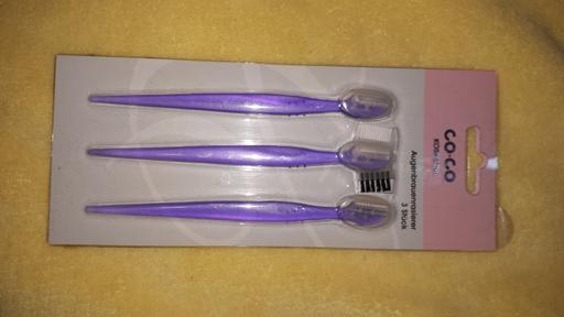 Buy & Sell Old Trafford Manchester - Photos for eyebrow shaving kit