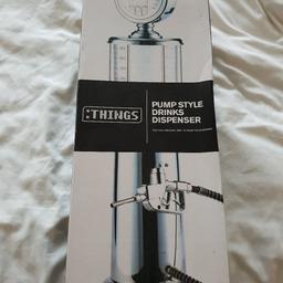 pump style drinks dispenser. Never been used. Opened box for photos only. Comes with a cocktail menu.