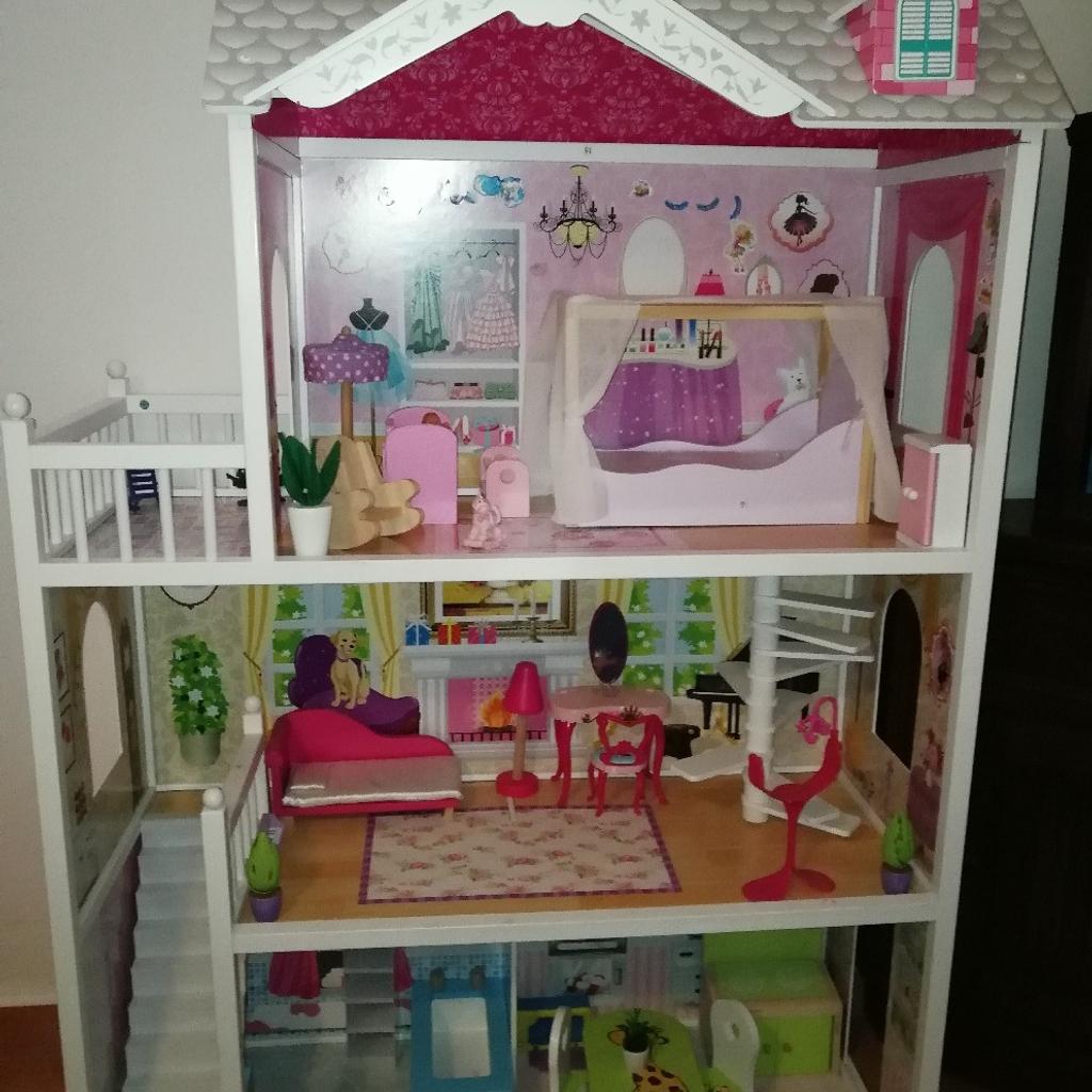 Barbie Haus mit viel Zubehör in 67105 Schifferstadt für 100,00 € zum