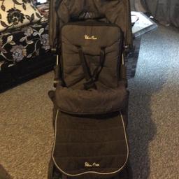 Light silver cross stroller has new wheels put on and handles it’s not being used no more and in very good condition no wear or tear... seat goes all the way back with night lights on both side which is good only one years old brought for 250