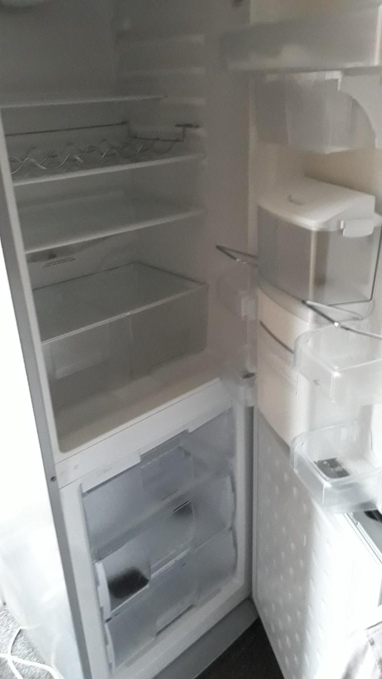 Silver Beko fridge freezer in CH44 Wirral für £ 70,00 zum Verkauf
