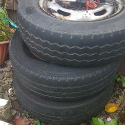 three wheels 15in tryes all hold air tyres all bold