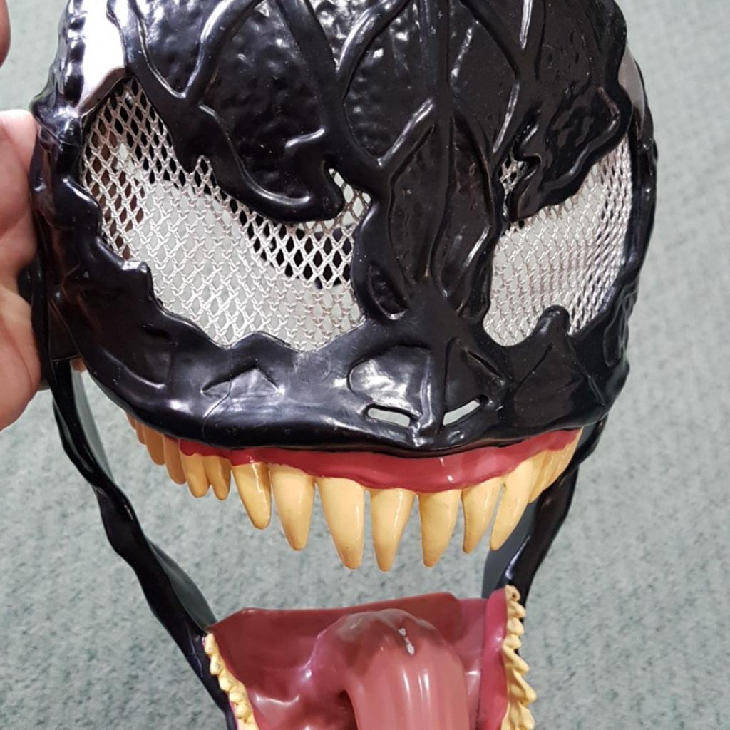 Occasione! Maschera Venom. Hasbro, Marvel 2007 di seconda mano per 30 EUR  su Valencia su WALLAPOP