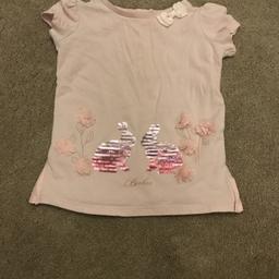 Top ted baker 12-18 Months 

Can post extra £2.00