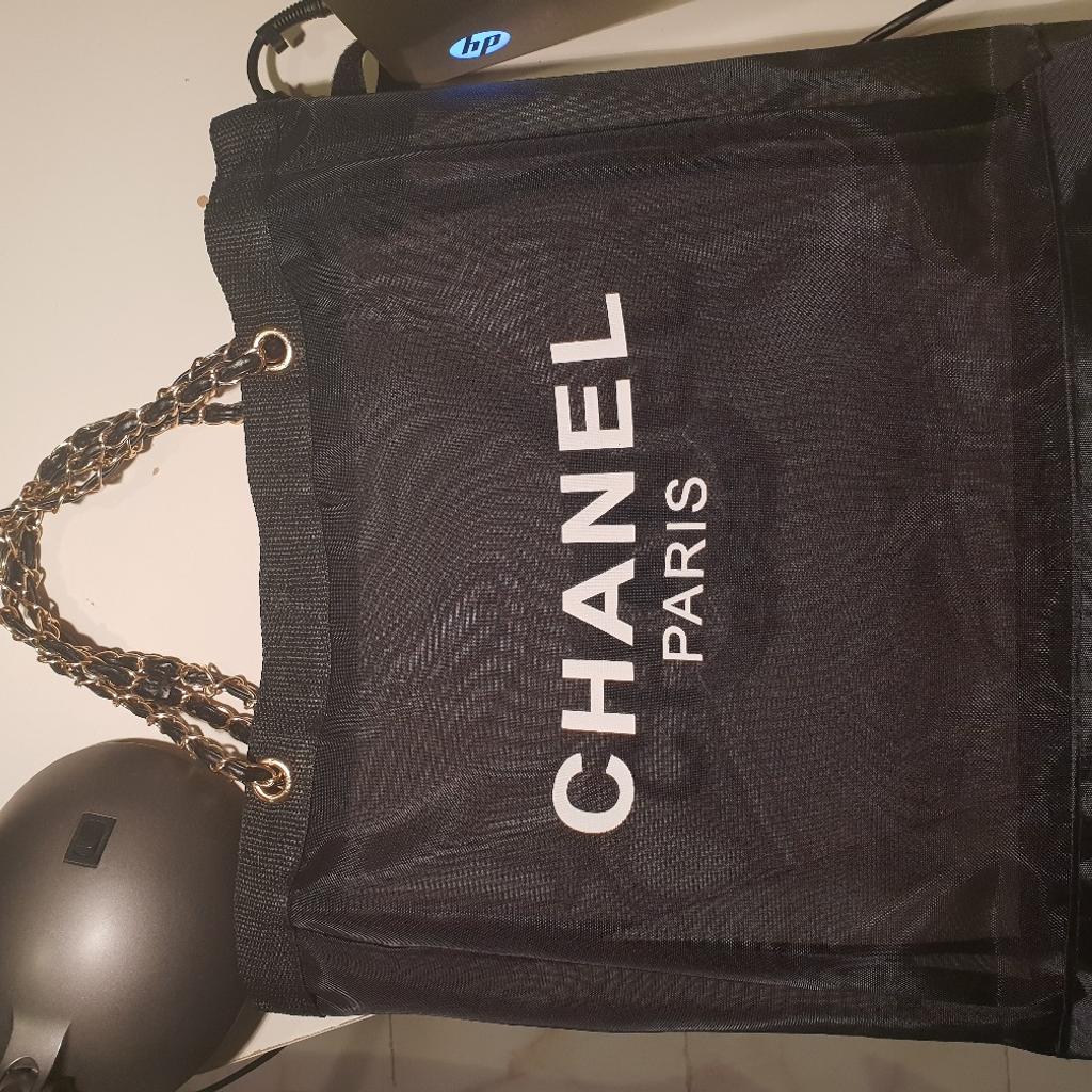 Shop Chanel Vip Gift Bag