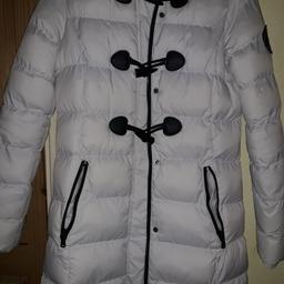 Hi all. Here I have for sale a wery worm Brave Soul Womens Wizard Long Padded Jacket Stone. I used onec. I bought it for 39.99£. I want 20£ for it. or make me offer please. Thank you.