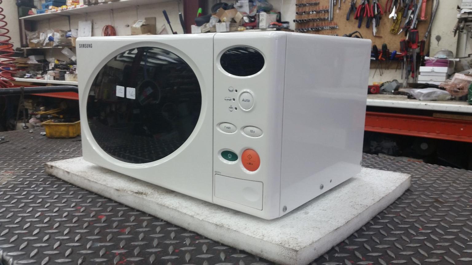 boat/campervan microwave 12 volt in SL4 Green for £100.00 for sale Shpock