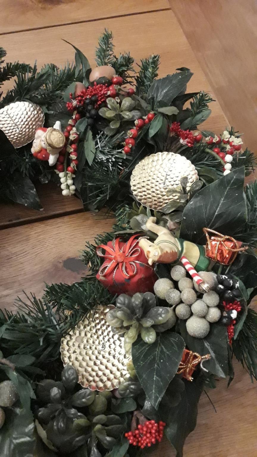 Adventskranz unecht, groß in 67059 Ludwigshafen am Rhein für gratis zum Verkauf