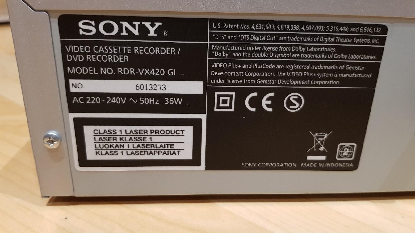 Sony RDR-VX420 VHS Video DVD Recorder Combi in DY4 Sandwell für £ 80,00 ...