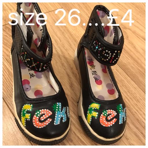 Buy & Sell Essex Thurrock - Essex - Photos for GIRLS SHOES