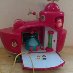 Big red boat with peekaboo and great bighoo perfect working order only damage its a little door missing for peekaboos house x also a talking very important lady and toodloo. Pull Toodloos cord and tassels on head spin around x