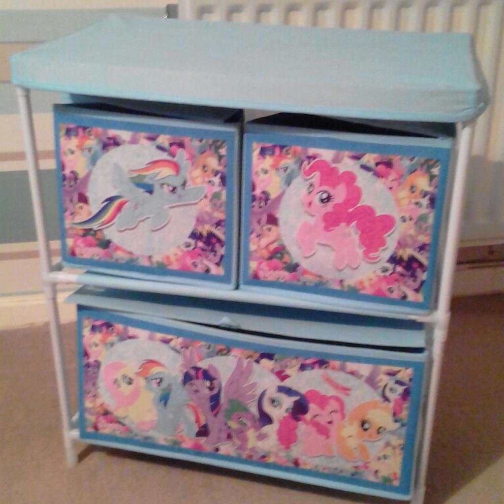My Little Pony storage box in Sunderland für £ 6,00 zum Verkauf | Shpock AT