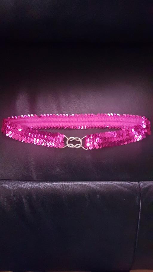 Buy & Sell Leicestershire Oadby and Wigston - Photos for Girls pink sequin belt