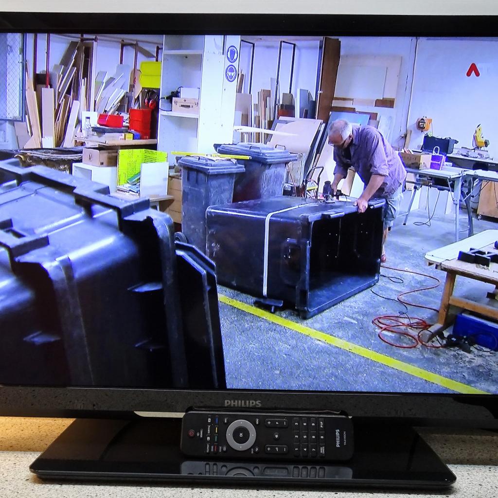 FLATTV 80 cm/32 ZOLL Philips /smart tv &sat in 6500 Fließ for €69.00 for sale Shpock