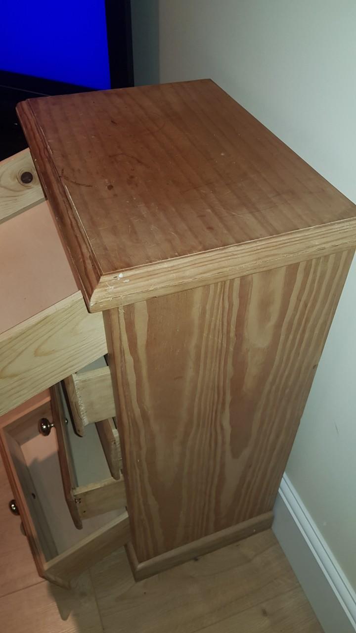 Chester Drawer / Bedside Drawer in DA17 Bexley für £ 15,00 zum Verkauf