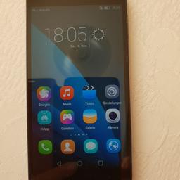Huawei Smartphone, Dual Sim, 3 Jahre alt,
Top Zustand