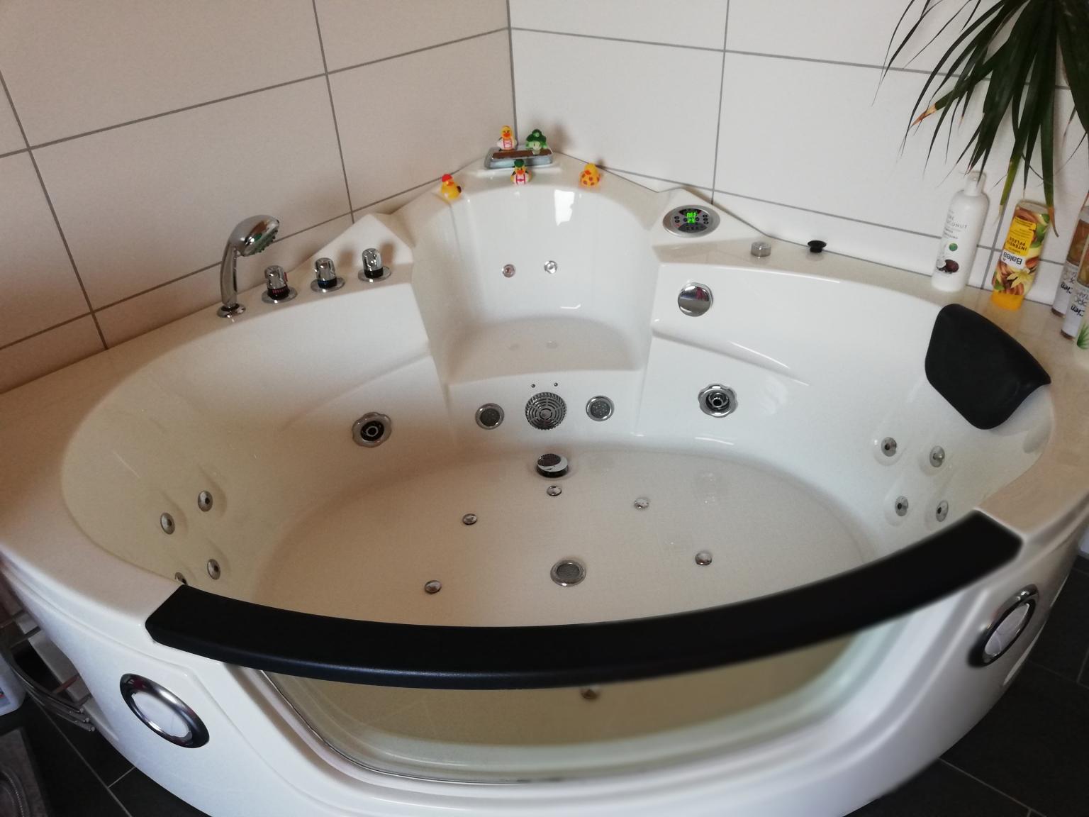 Whirlpool Villa Carlotta Gebraucht in 56766 Ulmen für 475,00 € zum
