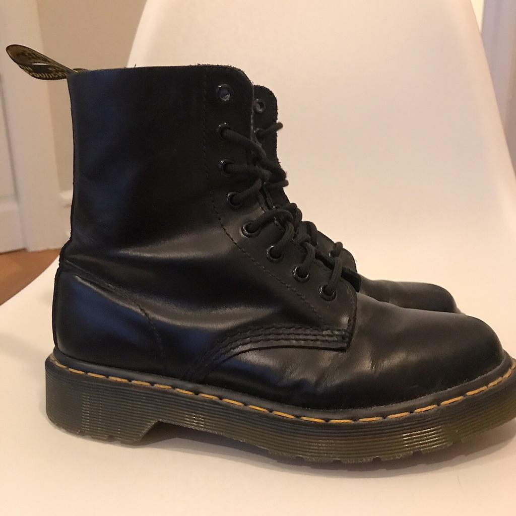 Footway dr best sale martens pascal