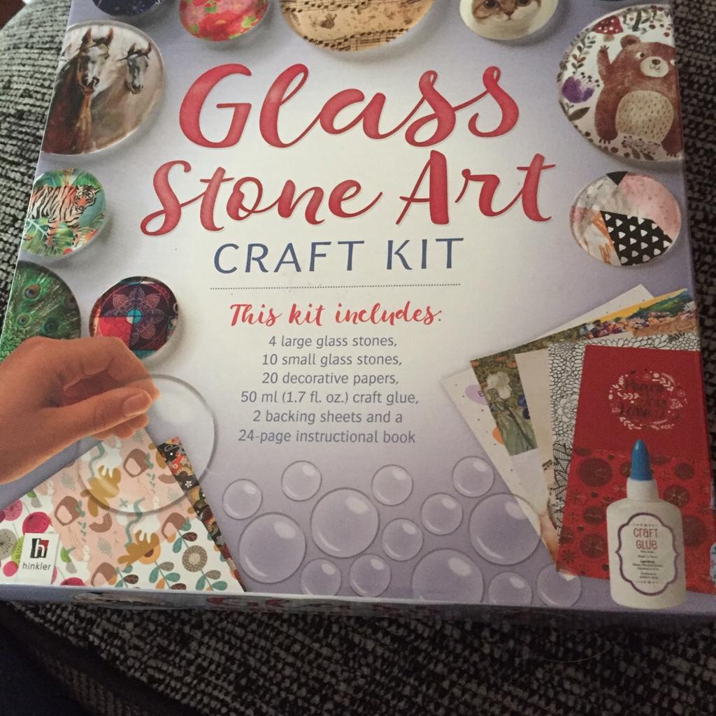 Glass stone art craft kit in South Derbyshire für £ 3,00 zum Verkauf