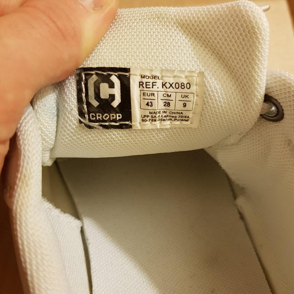 CROPP Trainers WHITE canvas pump, size 9 in UB7 Hillingdon für £ 25,00 ...