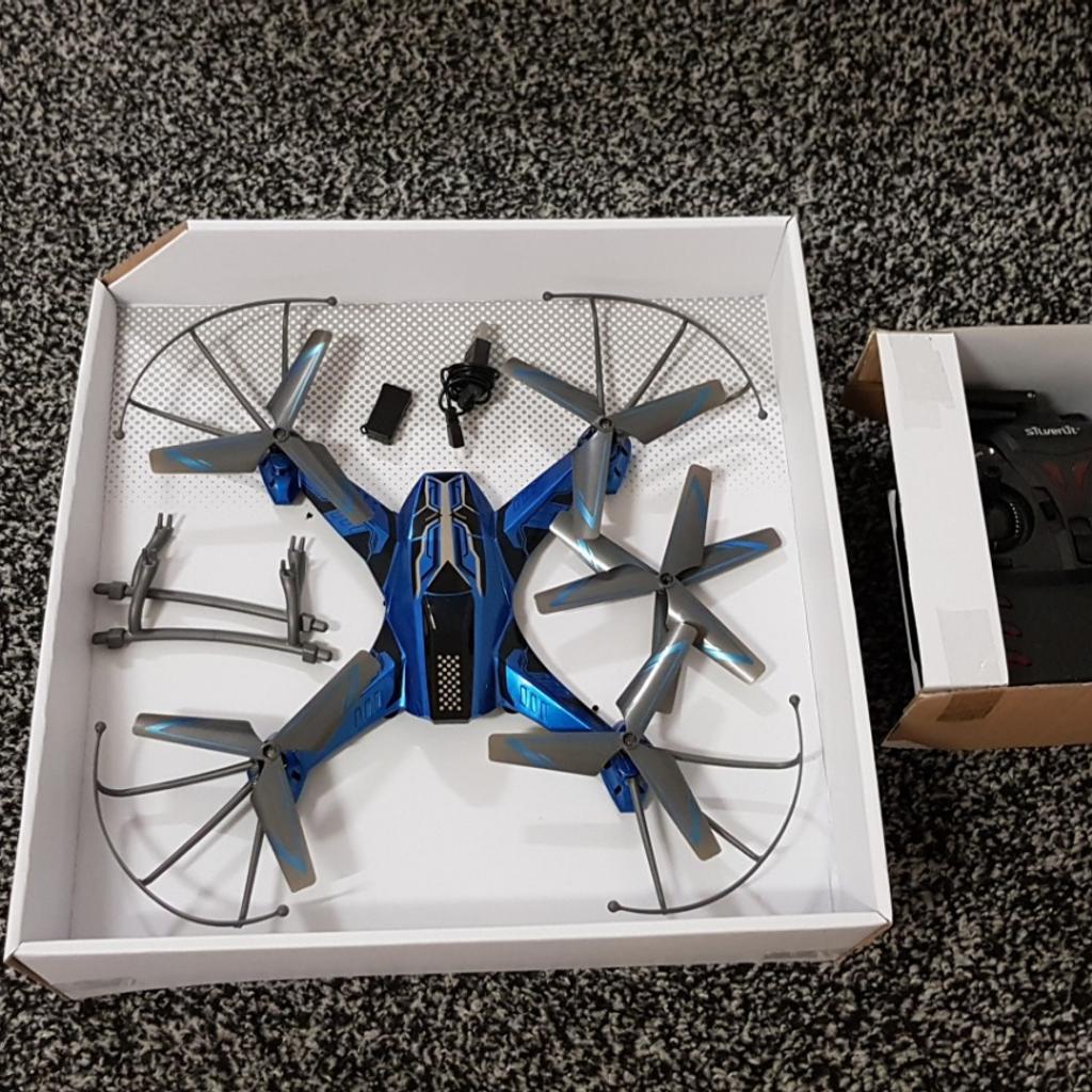 Silverlit voyager hot sale drone