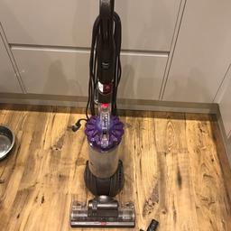Dyson DC40 in used but good condition, no lib get needed.