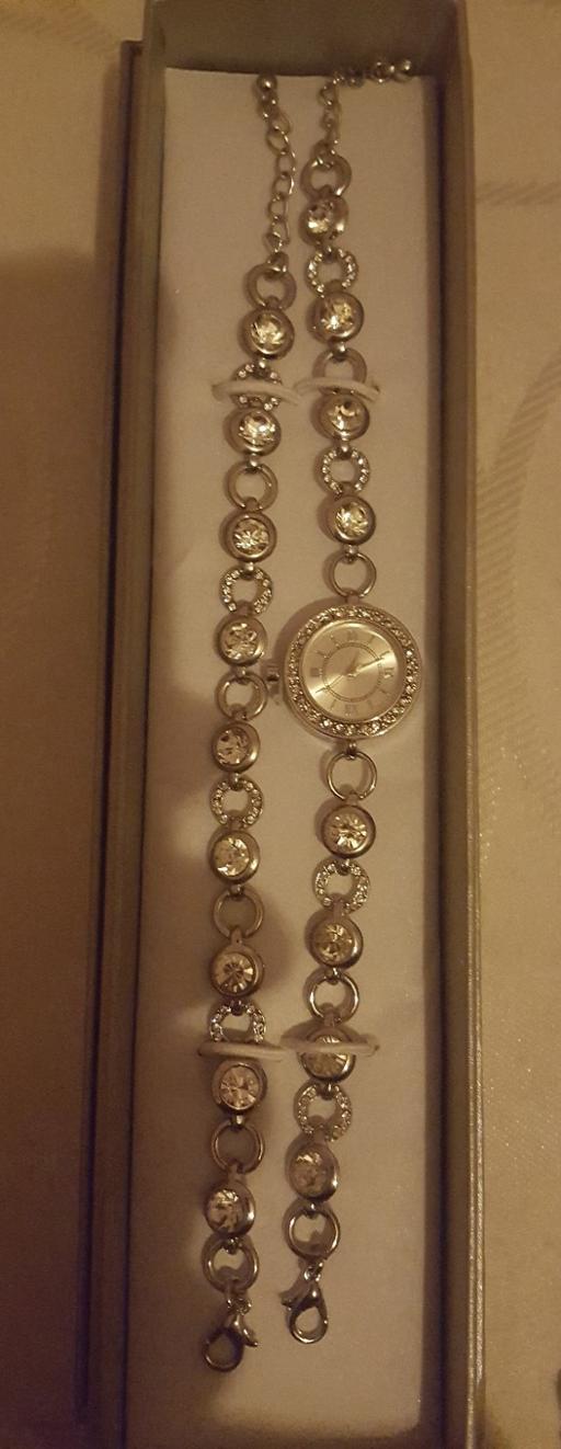 Buy & Sell West Sussex Crawley - Photos for Ladies Bracelet & Watch set