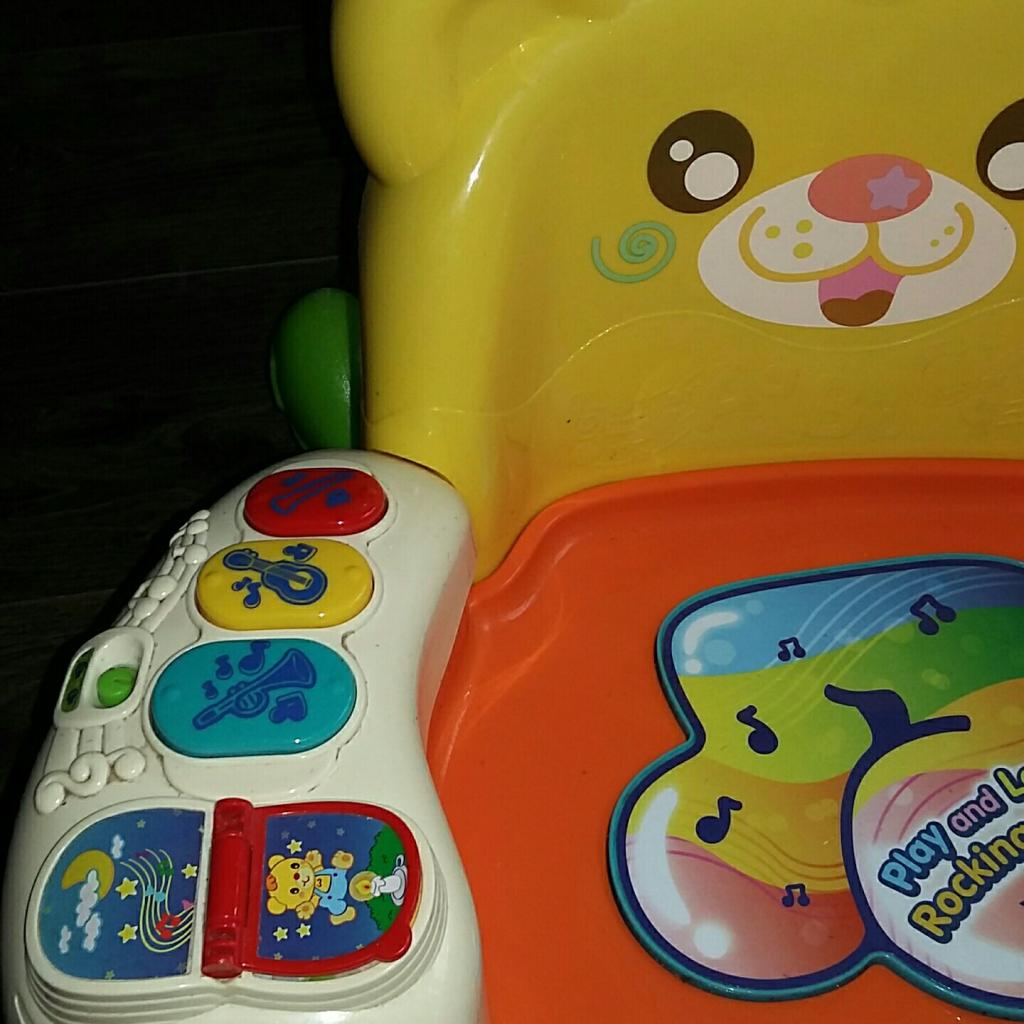 Vtech play and learn rocking chair. in SK16 Tameside for £4.00 for sale Shpock