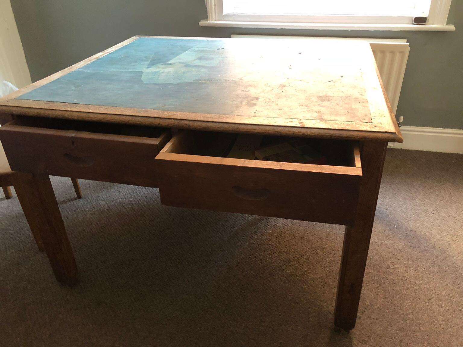 Old school / dining table in Guisborough für 10,00 £ zum Verkauf