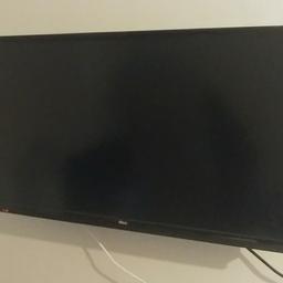 32" FULL HD 1080p LED TV

Comes with instruction manual, remote control & wall bracket.  Unfortunately I have mislaid stand feet as only ever used it wall mounted, so I will include the wall bracket within the price.

Good condition

£75 collection DE13 Kings Bromley Nr Lichfield