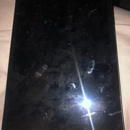 iPad mini come with box and charger 32gg Guly working just don’t uses it no more good deal 
