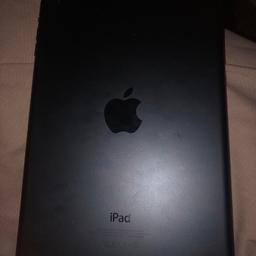 iPad mini 32gb hardly used included box and charger