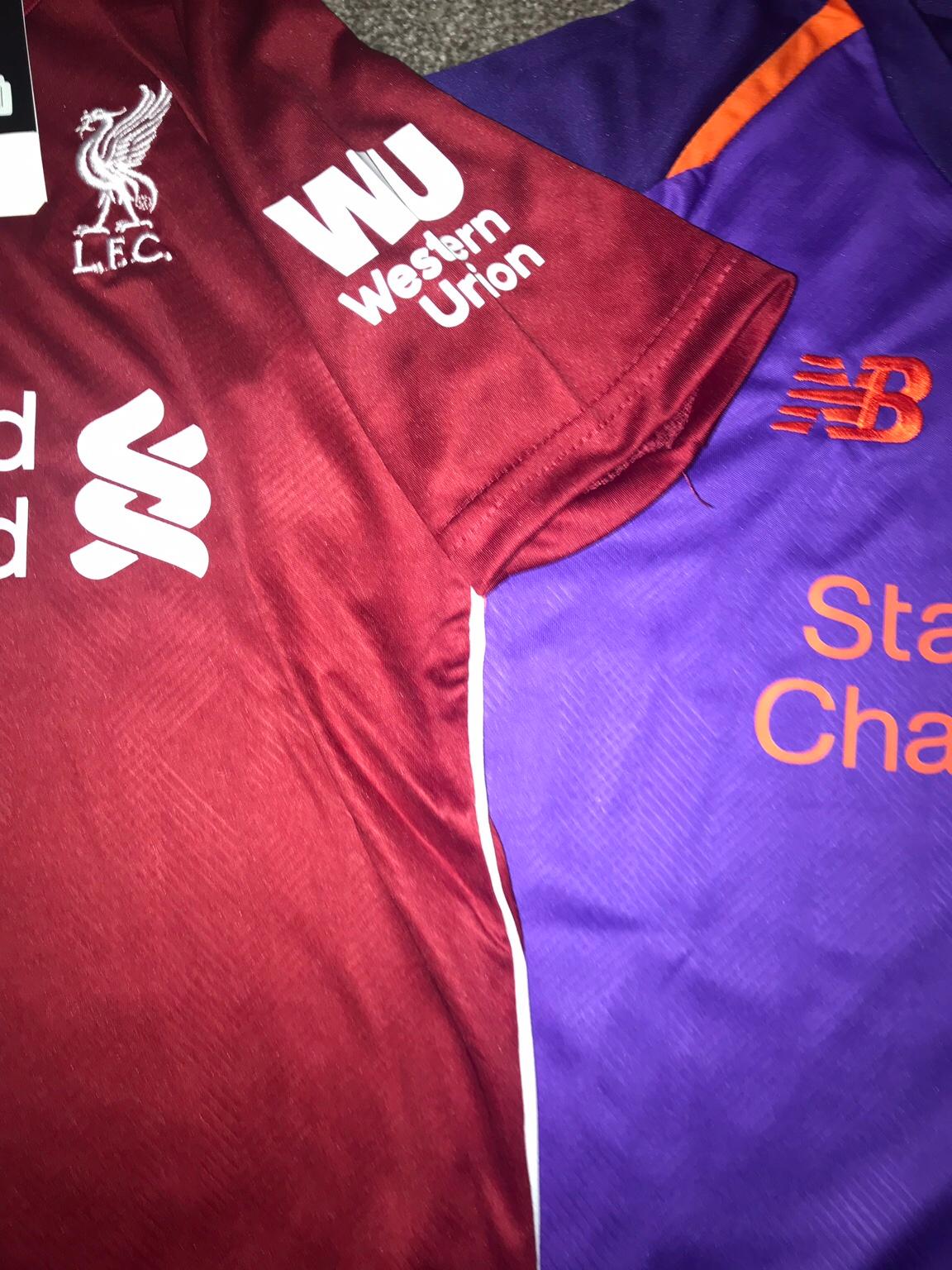 BNWT x2 Liverpool home and away kids kits in BB1 Blackburn für 12,99 £ zum Verkauf Shpock DE
