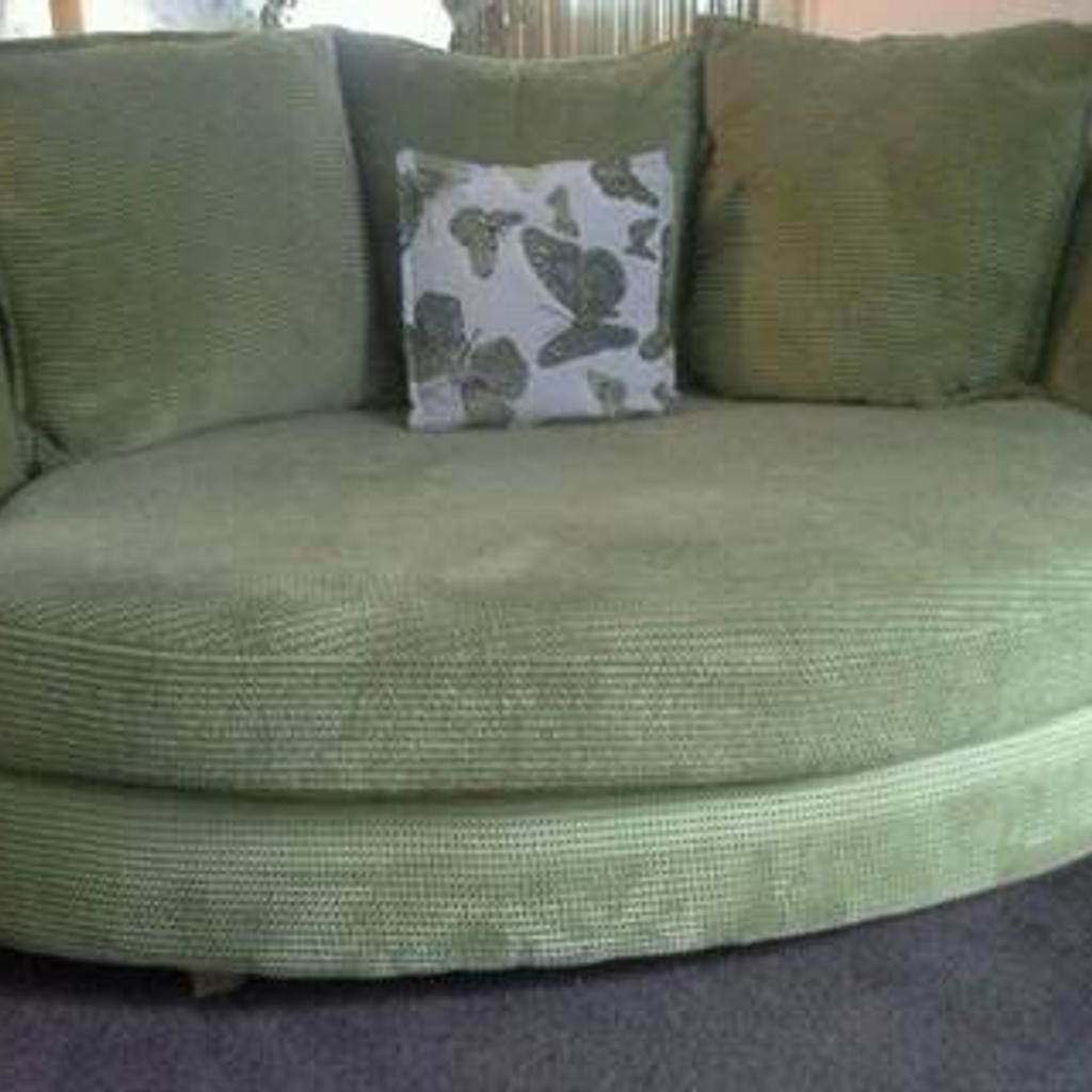 Green cuddle sofa chair in WV14 Dudley für 150,00 £ zum Verkauf Shpock DE