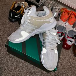 Adidas Equipment Support ADV
Triple white
Good condition
A little dirty will clean if you really want