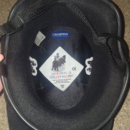 champion junior horse riding helmet
this is practically brand New, been worn 2 maybe 3 times
size - 1, 54 to 55cm