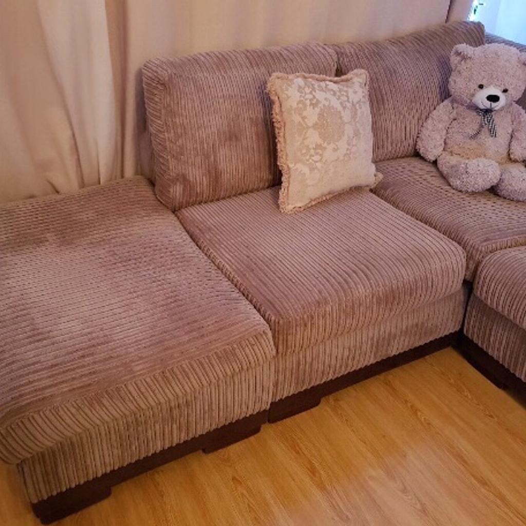 Jumbo cord corner sofa bed, firm seats in KT3 Thames for £290.00 for