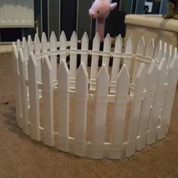 New Christmas tree fence can be made smaller or bigger or be used in garden asking £20 or near offer