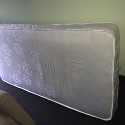 Mattress single like new perfect condition few times used