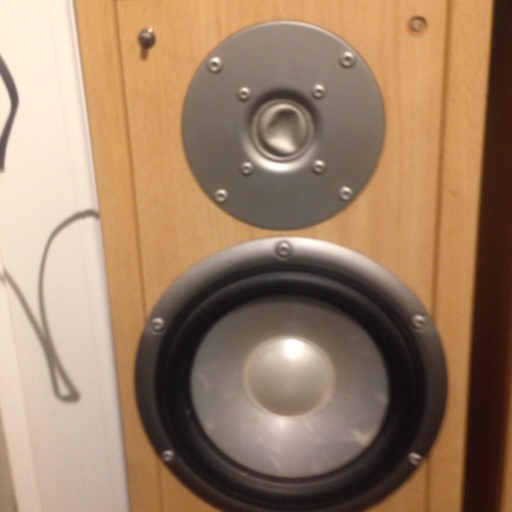 Sony mini hifi and speakers in B27 Birmingham for £15.00 for sale Shpock