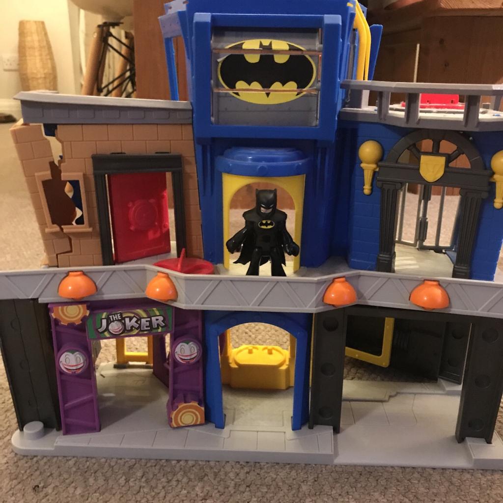 Superhero Station Bases with figures in B32 Birmingham for £35.00 for ...