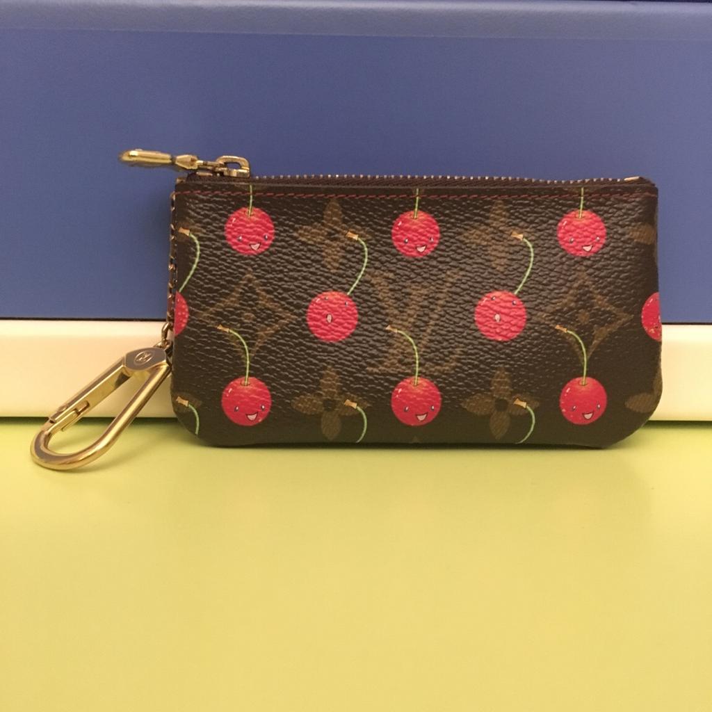 Louis Vuitton Pochette portachiavi in 00142 Rome für 1,00 € zum