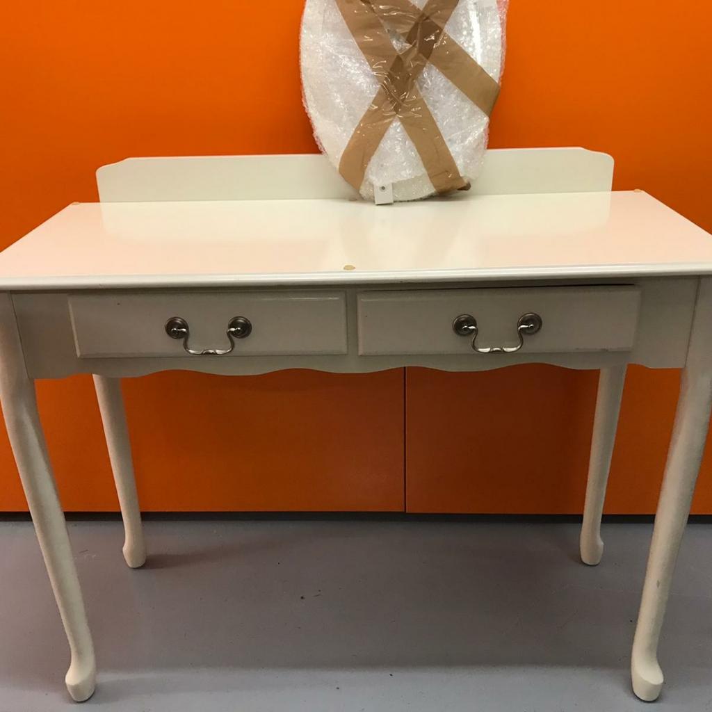 Ivory dressing table with mirror in CT8 for £30.00 for sale Shpock