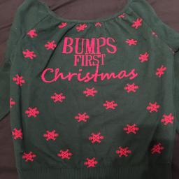 Maternity off the shoulder Christmas jumper Size M/L from Boohoo
Worn once last Christmas